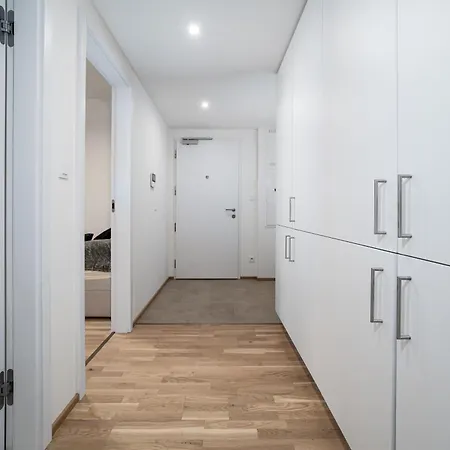 Big Apartment